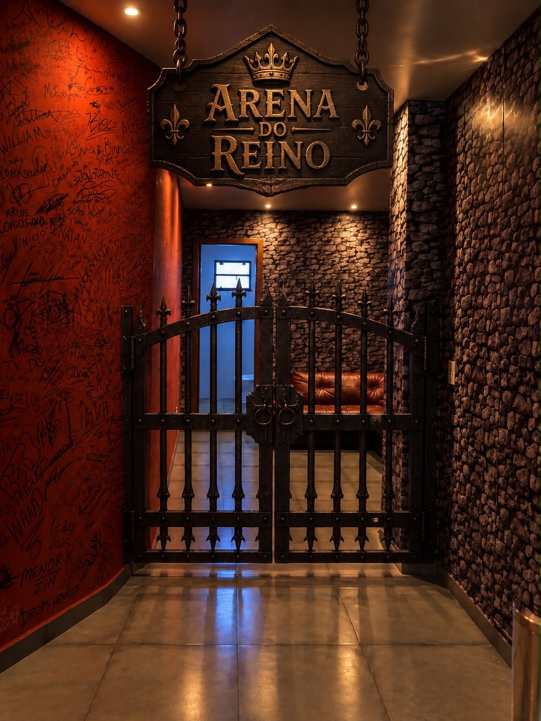 Arena do Reino, portão medieval